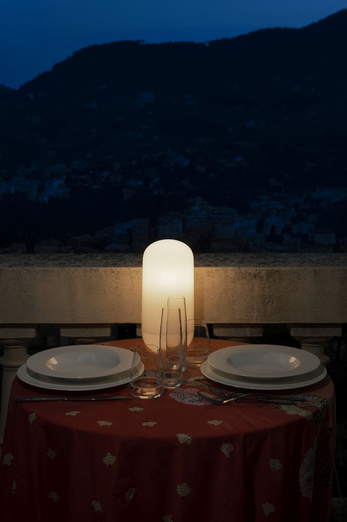 Gople portable shop table lamp